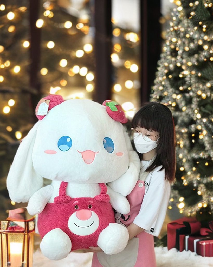 Thỏ Cinnamoroll yếm lotso