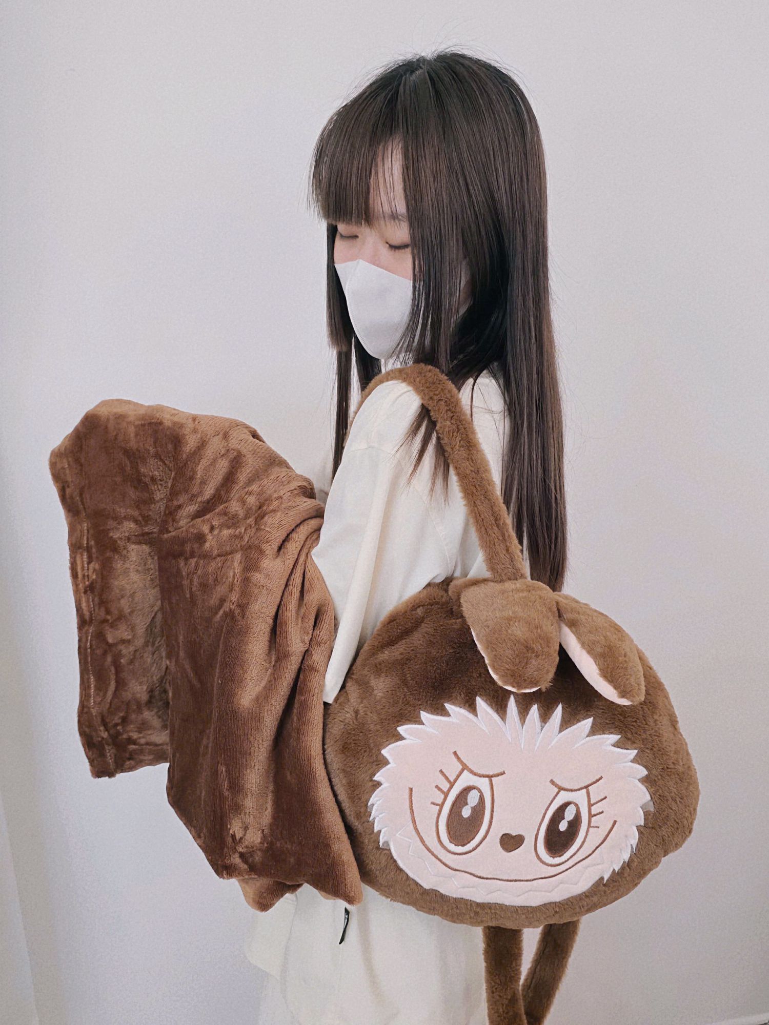 Gối mền Labubu 3in1